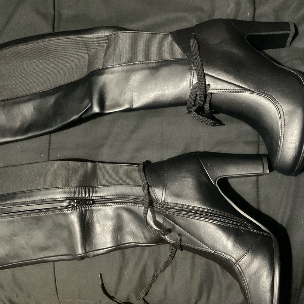 Chic Black Over the Knee Women's Boots